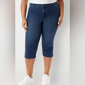 Gloria Vanderbilt Jean Capri Size 24, excellent condition